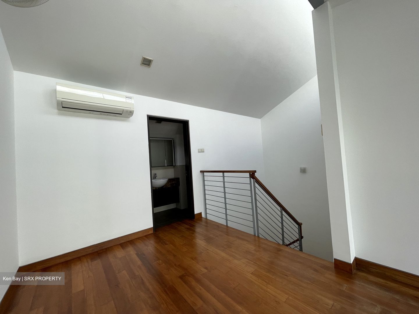 Yuk Tong Avenue (D21), Terrace #506847491